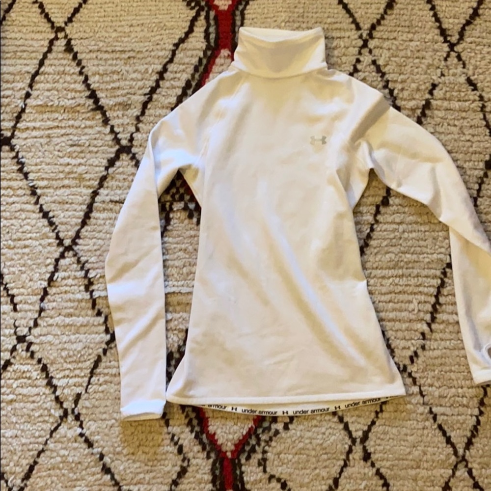 Fleece lined Under Armour turtleneck base layer
